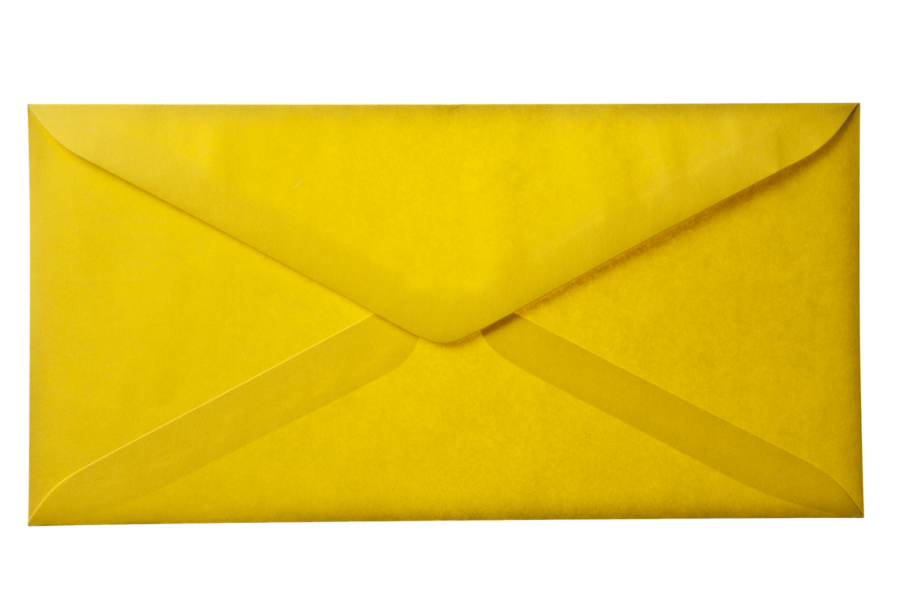 Конверт бумажный почтовый. Конверт. Желтые конверты. Разноцветные конверты. Конверт на прозрачном фоне.
